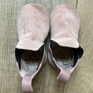 Freshly Picked booties, size 4